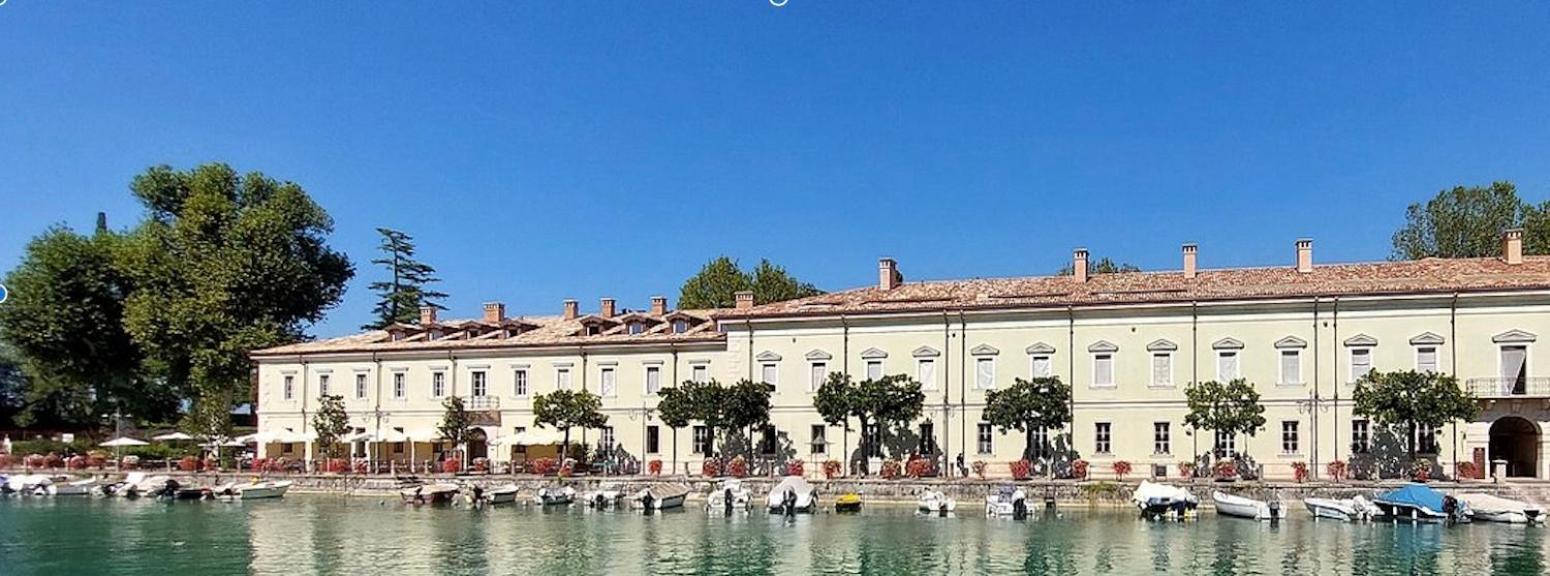 Time To Relax - La Terrazza Sul Lago Peschiera del Garda Exteriér fotografie